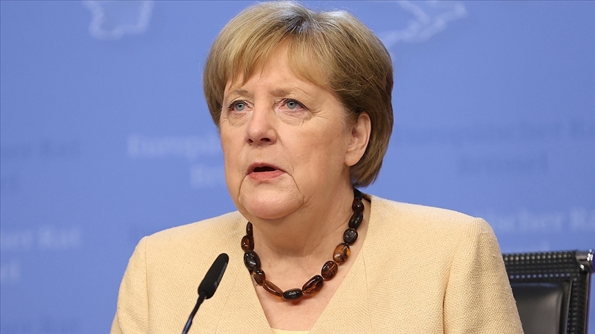 Merkel, Trkiye'nin yasa d gle mcadelede merkezi rol oynadn syledi