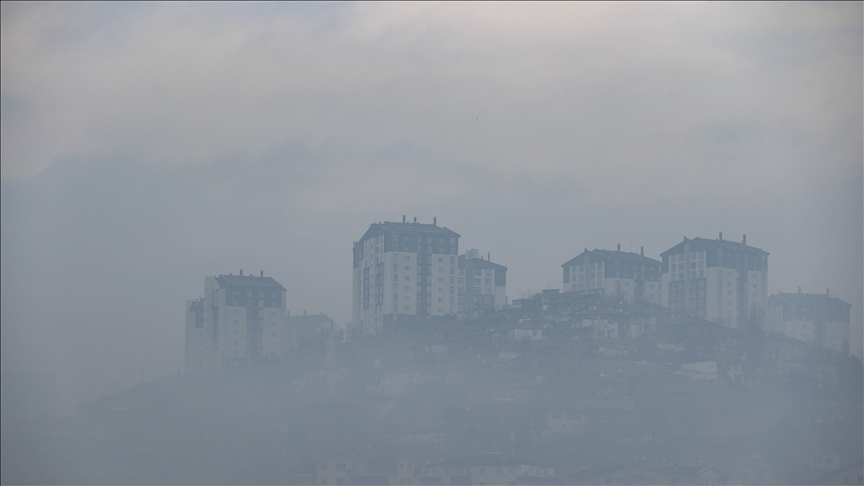 Marmara,  Ege, Karadeniz'in i kesimleri ile Dou Anadolu'nun kuzeyinde sis bekleniyor