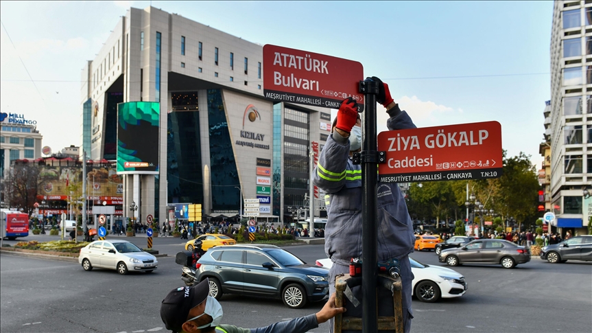 Bakentin cadde ve sokaklarnda yeni tabela dnemi