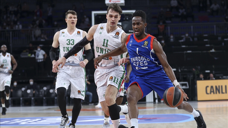 Anadolu Efes, Rusya temsilcisi UNICS Kazan' 71-68 yendi