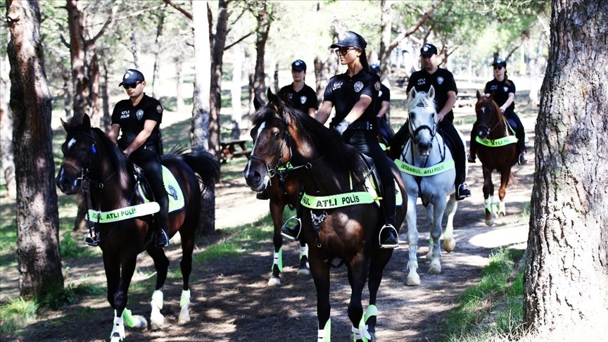 stanbul'un orman ve sahilleri atl polislere emanet