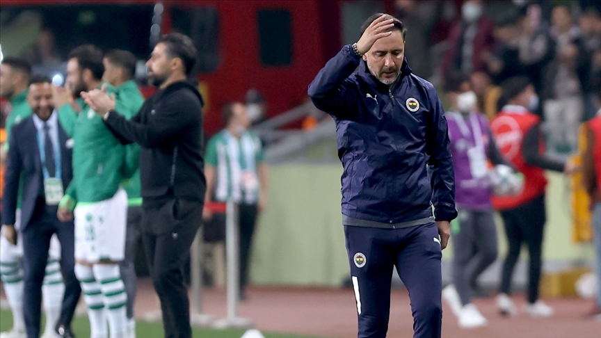 Vitor Pereira, Fenerbahe'de grev yapt ilk dnemin gerisinde kald