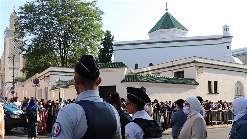 Paris Ulu Cami'den, Fransz hkmetine I. Dnya Sava treninden 'dlanma' tepkisi