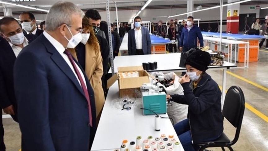 Diyarbakr'da 600 kiinin istihdam edilecei tekstil fabrikasnn al yapld