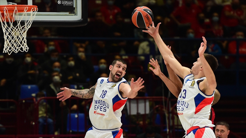 Anadolu Efes, Avrupa kupalarnda 737 ci mana kacak