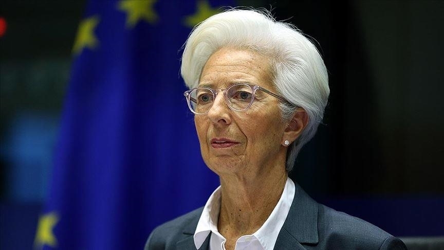 ECB Bakan Lagarde  Mevcut enflasyona deil orta vadeli verilere bakyoruz