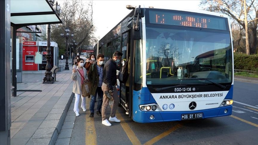 Bakentteki eczaclar iin yl sonuna kadar 'cretsiz toplu tama' karar