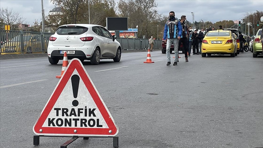 stanbul da taksicilere ynelik denetimler devam ediyor