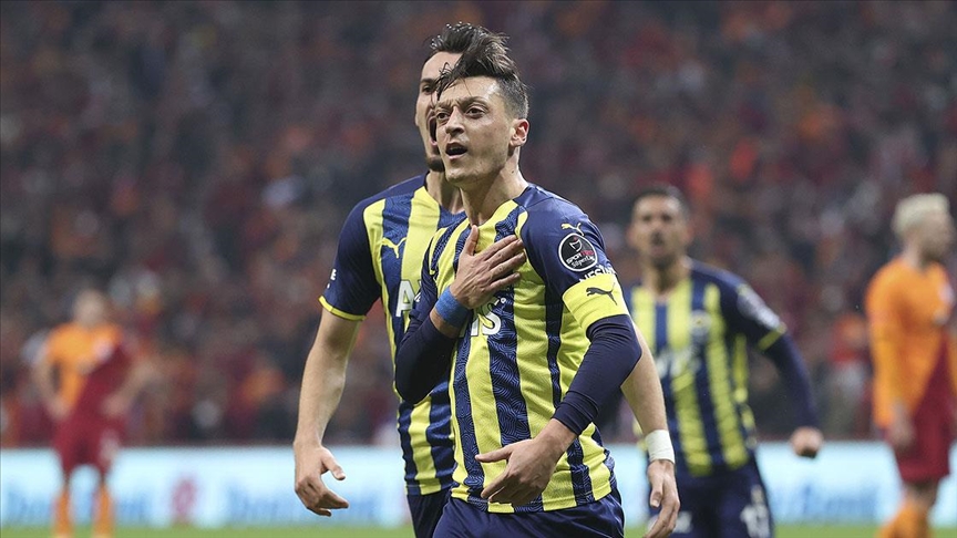 Derbinin galibi Fenerbahe