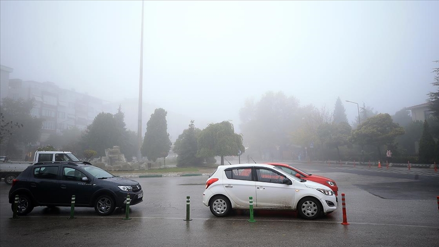 Krklareli'nde sis nedeniyle gr mesafesi 25 metreye kadar dt