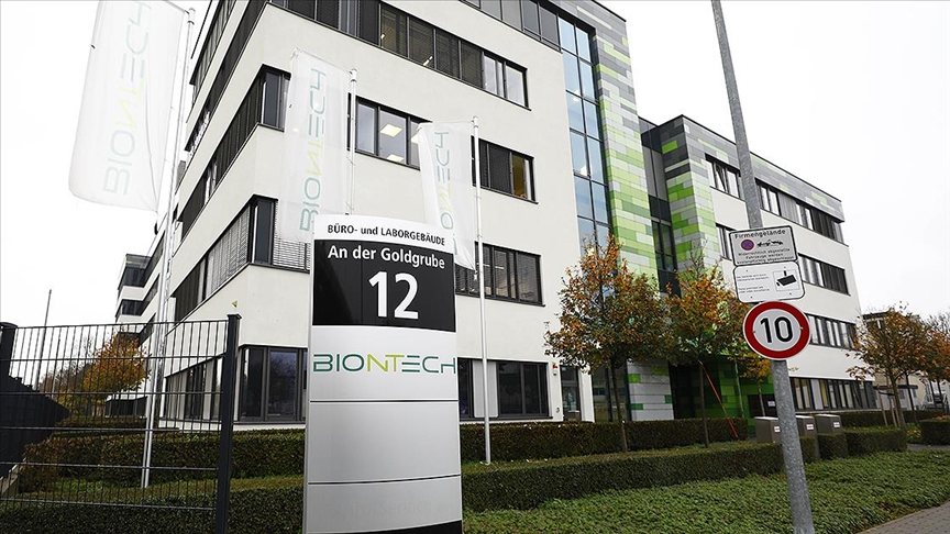 BioNTech yln nc eyreinde 3,21 milyar avro kar aklad