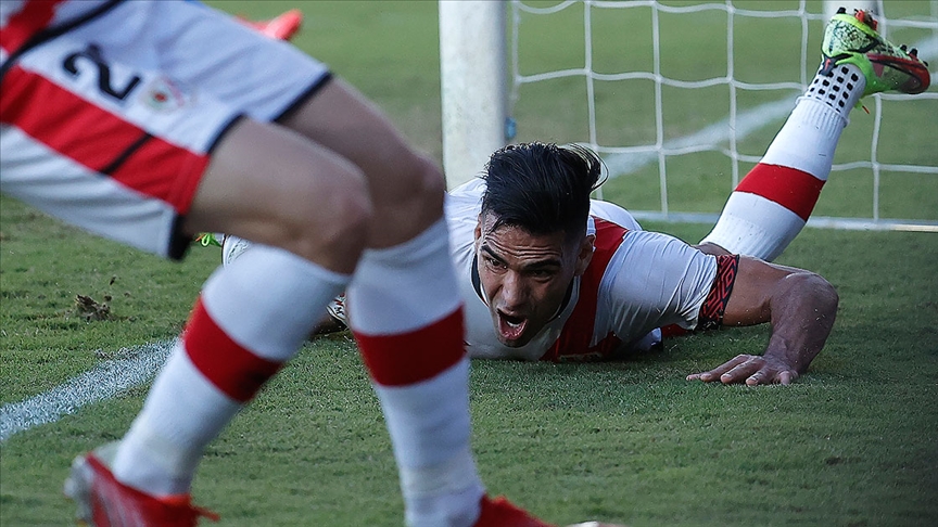 Falcao'nun spanya'da da sakatlk peini brakmyor