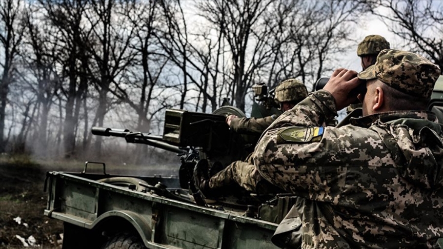 Donbas'ta Rusya yanls ayrlklarn saldrsnda bir Ukrayna askeri ld