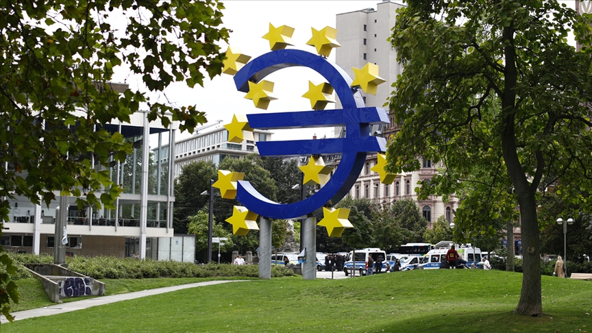 ECB, yl sonunda bankalara ynelik likidite gevemesini sonlandryor