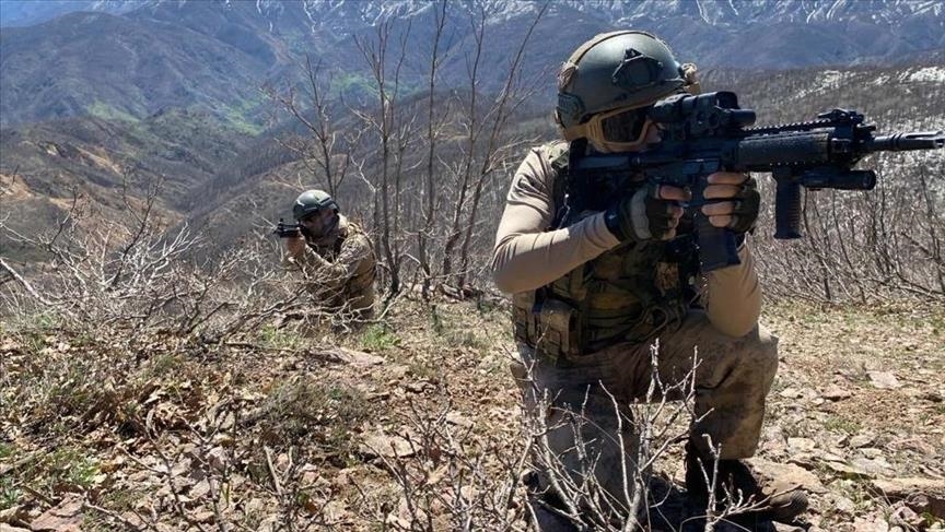 Bar Pnar blgesinde 10 PKK/YPG'li terrist etkisiz hale getirildi