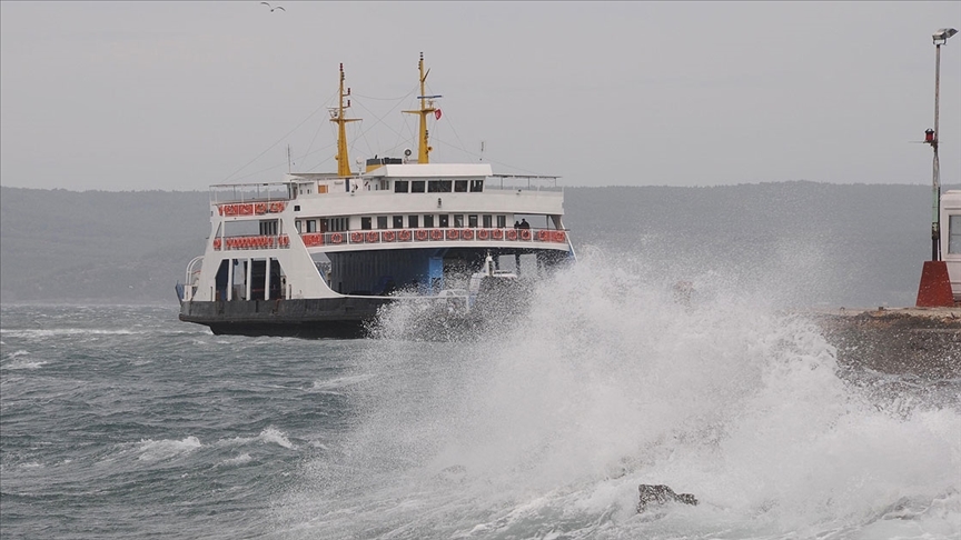 Gkeada ve Bozcaada hatlarnda feribot seferi yaplmayacak