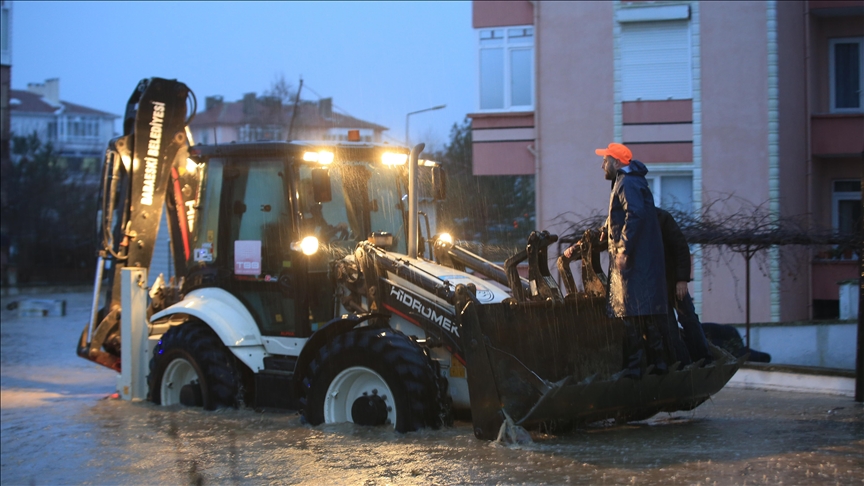 Trakya'da saanak su basknlarna neden oldu