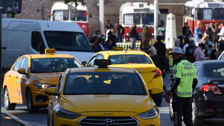 stanbul'da ylba tedbirleri kapsamnda baz caddeler trafie kapatlacak