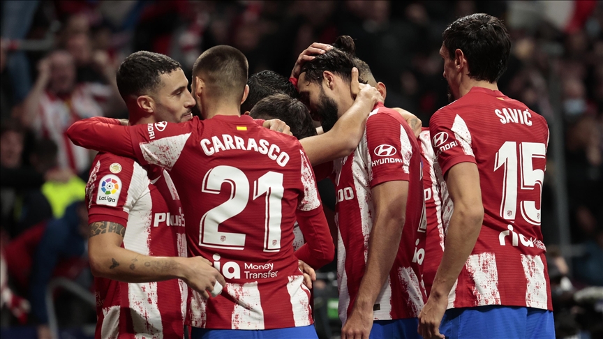  3 Krmz Kartn kt Mata Atletico Madrid st Tura kt