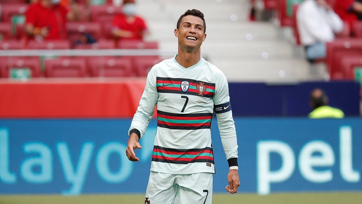 Ronaldo, Avrupa Futbol ampiyonas tarihinin en skoreri rekorunu krd