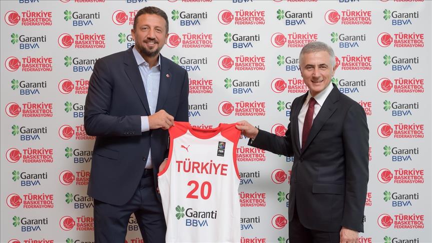 Garanti BBVA, Trk basketboluna desteinin 20. yln kutluyor