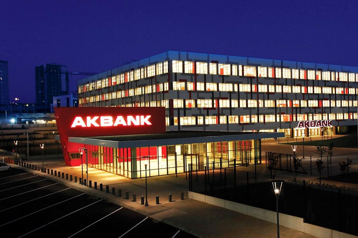 Akbank, d ticarette yeil dnem balatyor