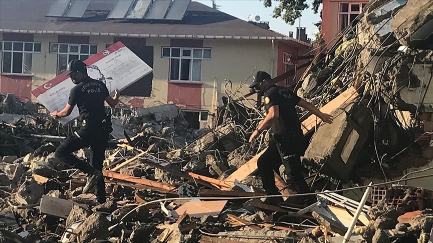 Bozkurt'ta sel felaketinin yaralarn sarmak iin almalar devam ediyor