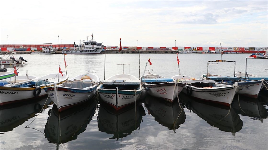 Marmara'da balklarn zorunlu 'poyraz' paydosu bugn sona eriyor