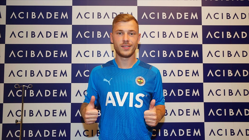 Fenerbahe Alman futbolcu Max Meyer'i transfer etti