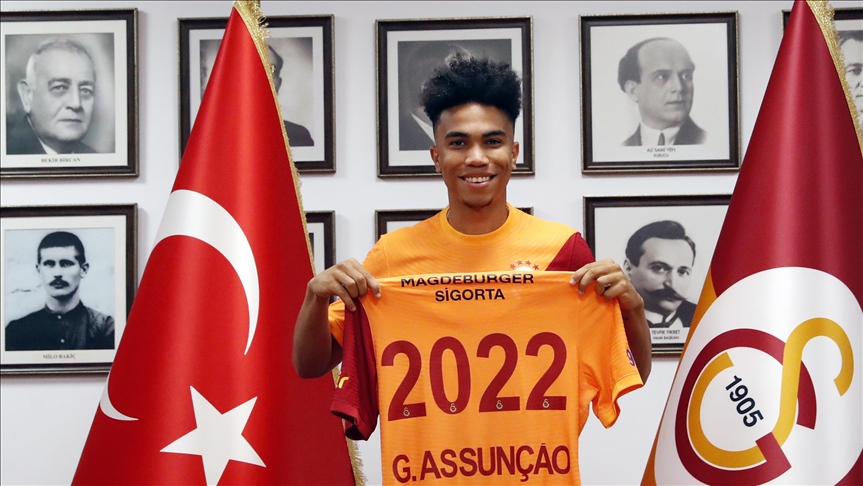 Galatasaray, Gustavo Assunao'yu kiralad